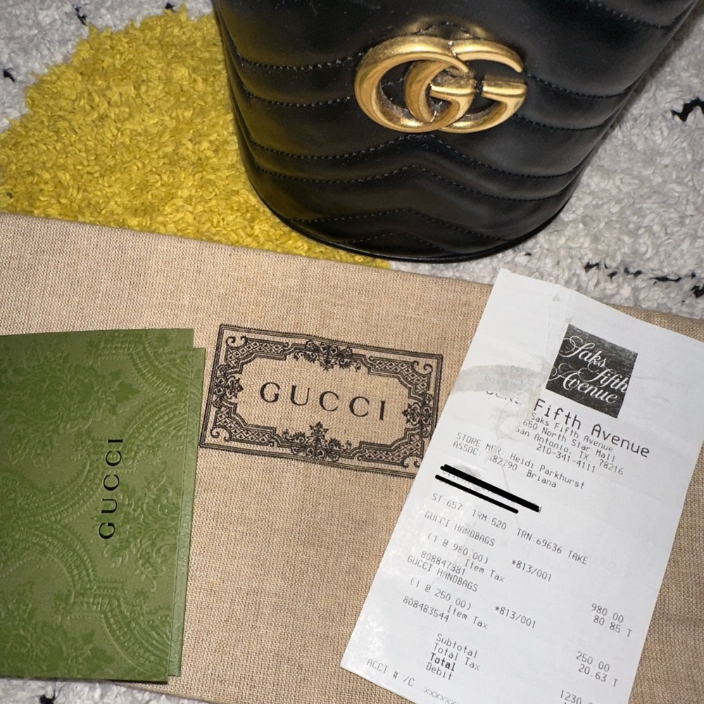 Gucci Marmont Bucket Bag - Picture 8 of 16